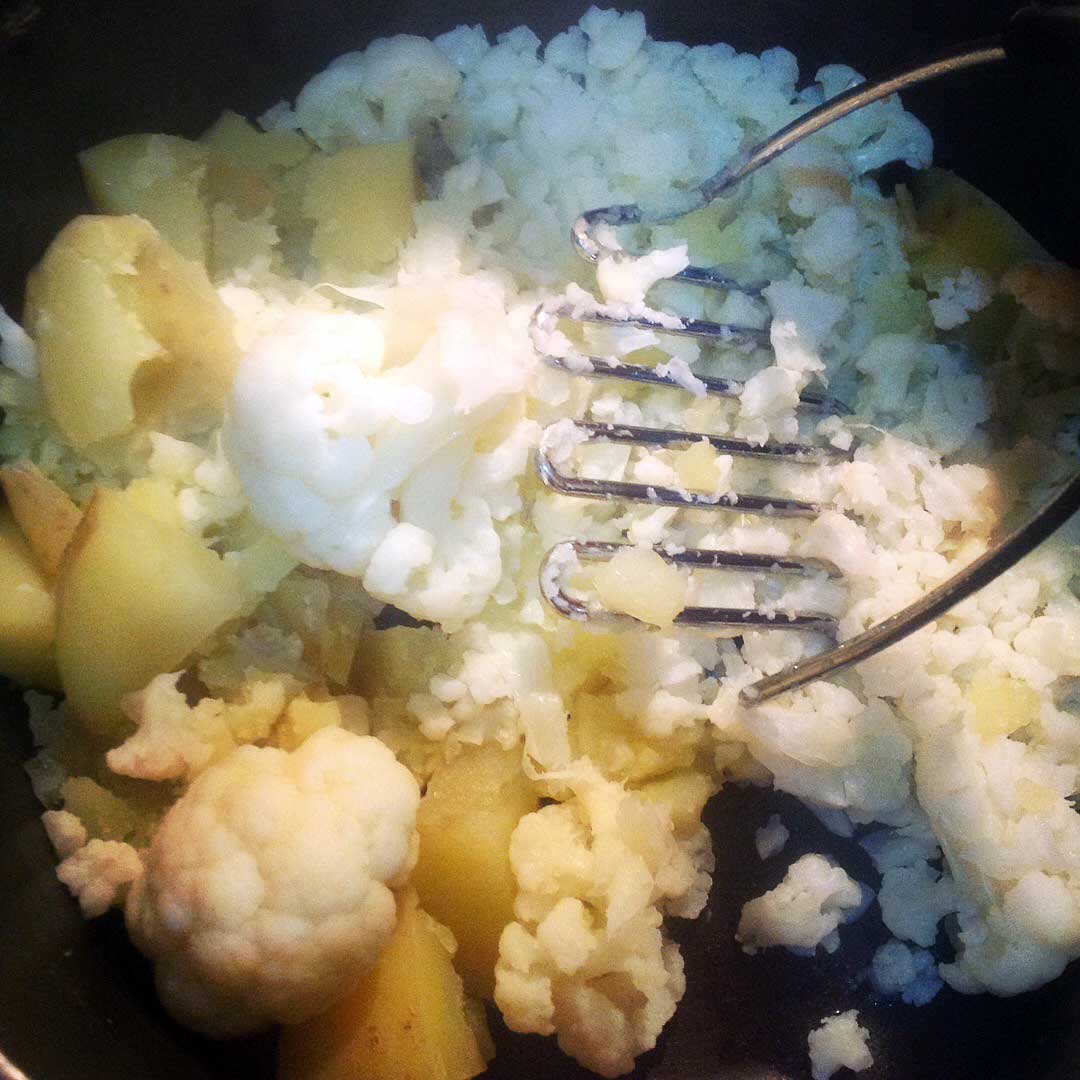 Potato and cauliflower mash - perfect for your next party or picnic!