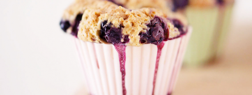 National Oatmeal Muffin Day - Blueberry Muffin Recipe - Nutrition Tips