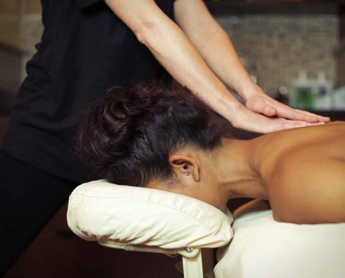Woman getting a swedish massage