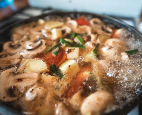 Healthy mushroom soup recipe with barley and leeks - great for a post or pre-workout meal!