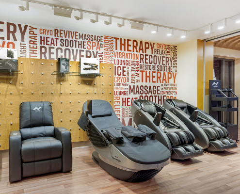 recovery lounge in best gym in elmhurst