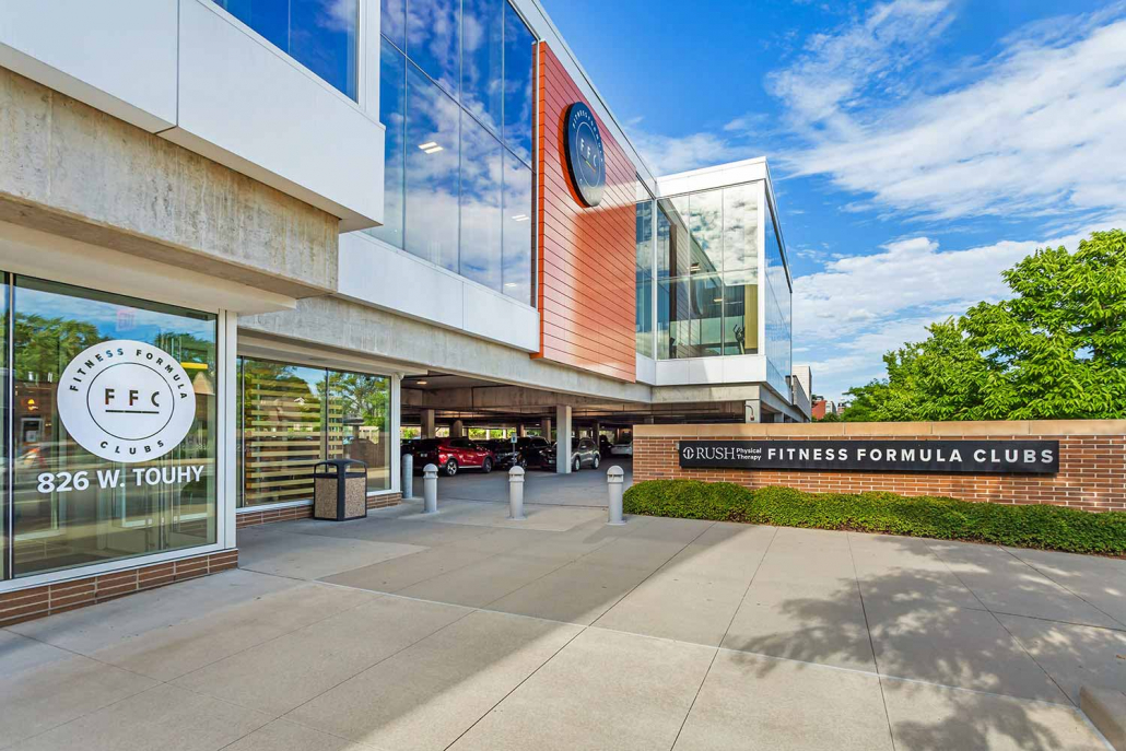 Front Entrance at FFC Park Ridge Gym.