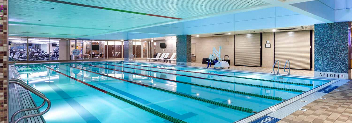 Indoor Pool with Swim Lanes at the FFC West Loop.