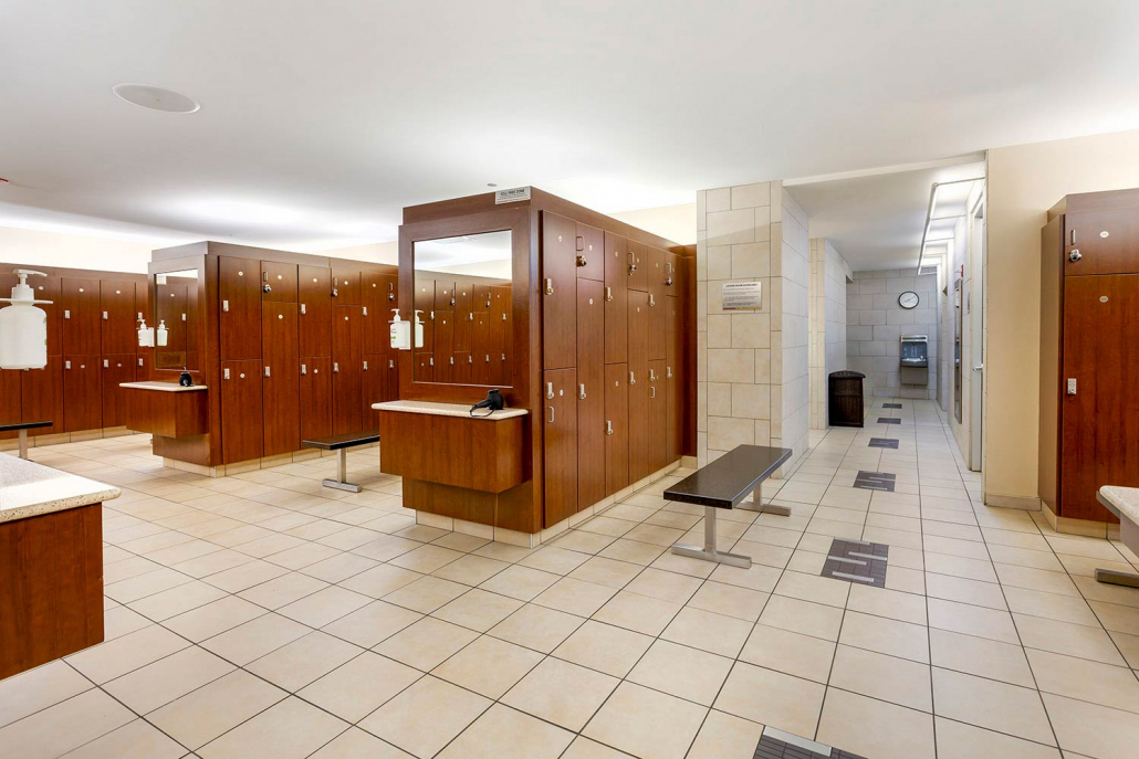 FFC Locker Room with Self-Service Locker at FFC West Loop.