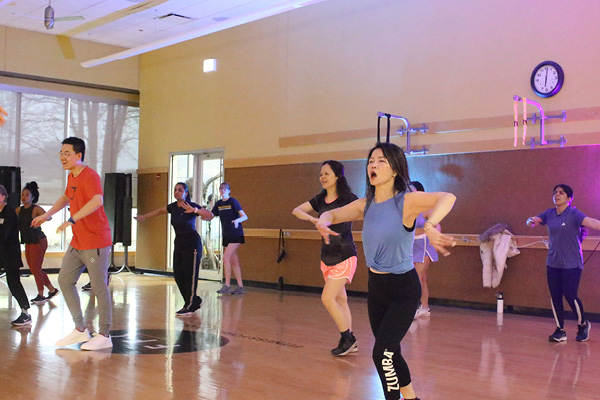 Group Fitness Zumba Class at FFC West Loop